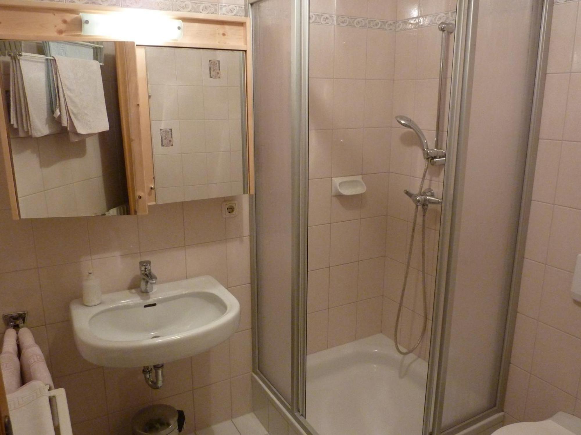 Pension Appartement Ambrosi هيليغنبلت المظهر الخارجي الصورة