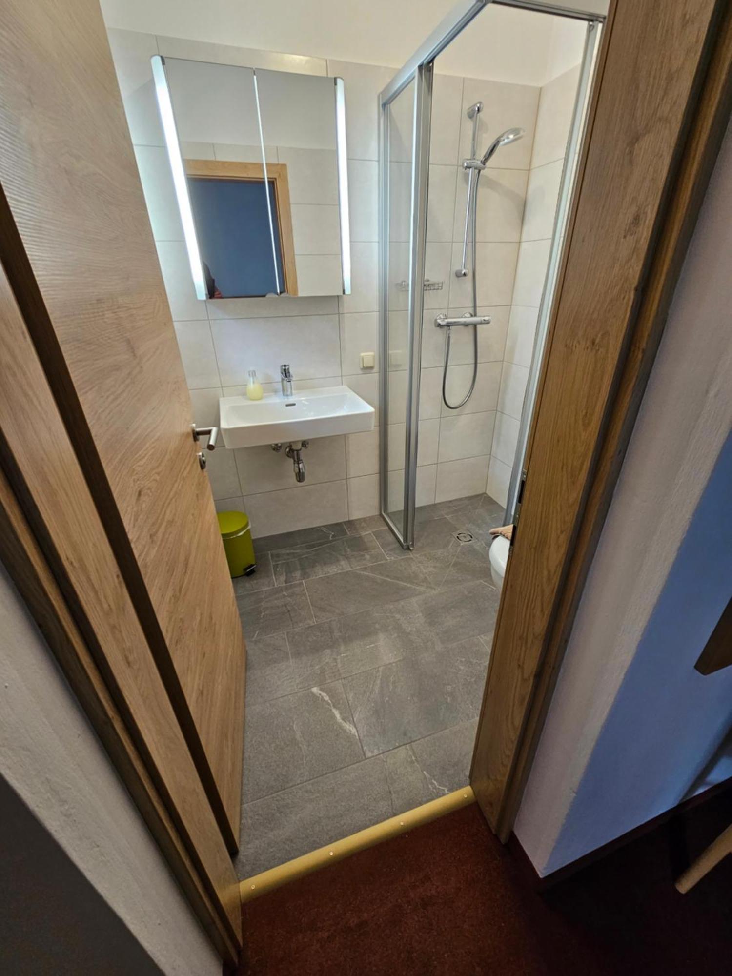 Pension Appartement Ambrosi هيليغنبلت المظهر الخارجي الصورة