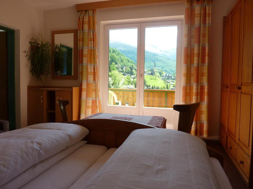 Pension Appartement Ambrosi هيليغنبلت الغرفة الصورة